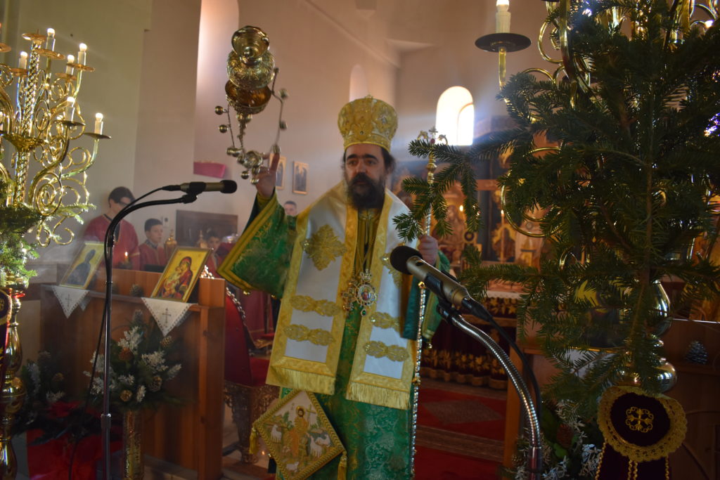 Κλήρος και λαός εόρτασε τα Χριστούγεννα στην Καστοριά