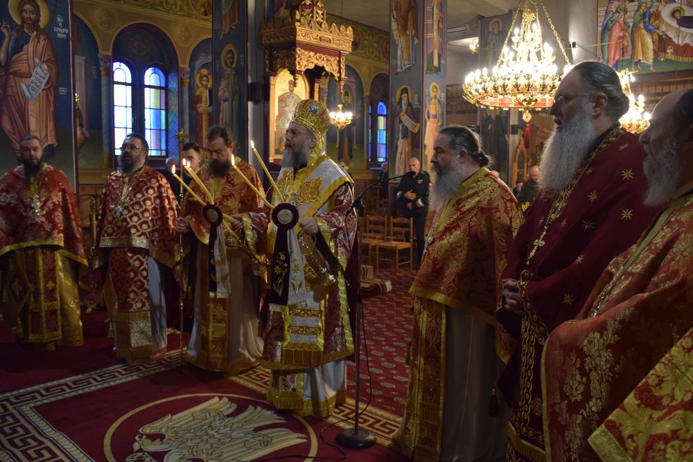 Ο Μητροπολίτης Τρίκκης στον πανηγυρίζοντα Ι.Ν. Αγίου Στεφάνου Τρικάλων