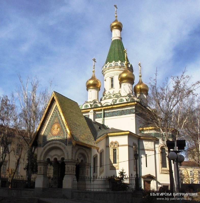 Архиерейска св. Литургия по повод храмовия празник на храма-подворие “Св. Николай Мирликийски”