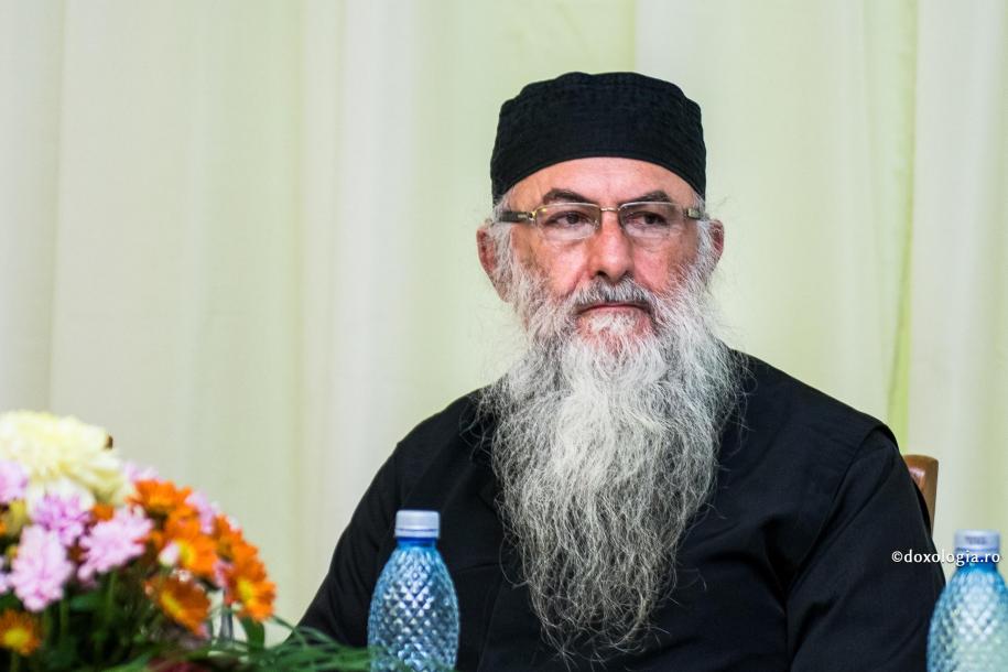 Arhimandritul Zaharia Zaharou vine la București. Unde îl poți întâlni