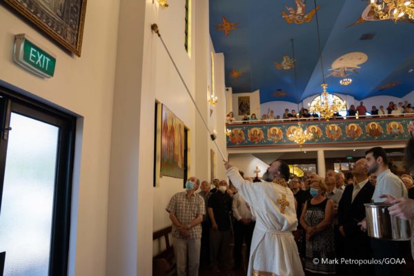 Archbishop of Australia Makarios consecrates Church of St. Andrew the Apostle