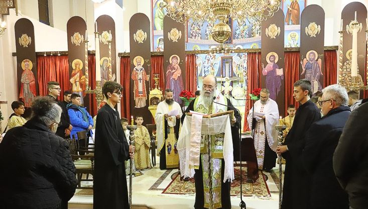 Το μυστήριο του Ιερού Ευχελαίου τέλεσε ο Μητροπολίτης Δράμας