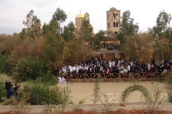Ιορδάνης: Δημιουργία παγκόσμιου Προσκυνηματικού κέντρου εκεί που βαπτίστηκε ο Ιησούς