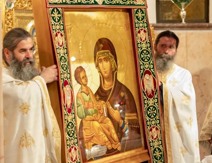 Παναγία Τριχερούσα: Γιατί συνδέεται με τον Άγιο Ιωάννη τον Δαμασκηνό και τον Σερβικό λαό