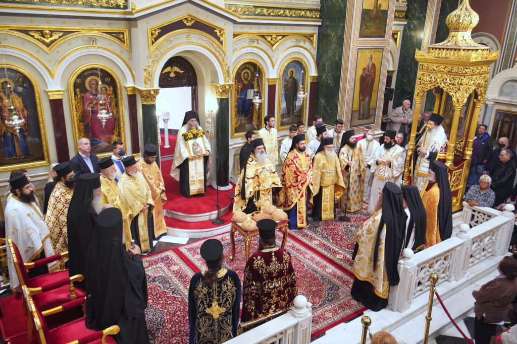 Φθιώτιδος Συμεών από Πειραιά: «Απέναντι στον Άρειο και σε κάθε Άρειο, στέκεται ο Άγιος Σπυρίδων»
