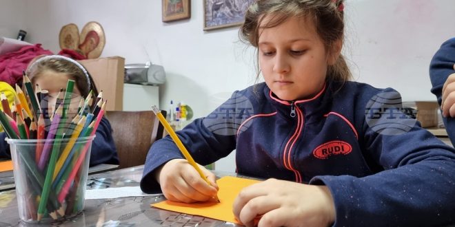 Неделното училище в Благоевград води своите възпитаници на пътешествие във времето