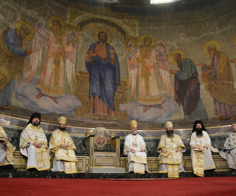 Настоятель подворья Русской Церкви принял участие в Литургии в соборе святого Александра Невского в Софии