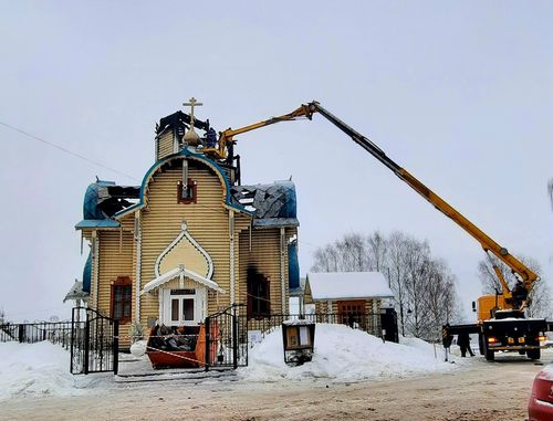 Пострадавшую в пожаре деревянную церковь в Кирове разберут