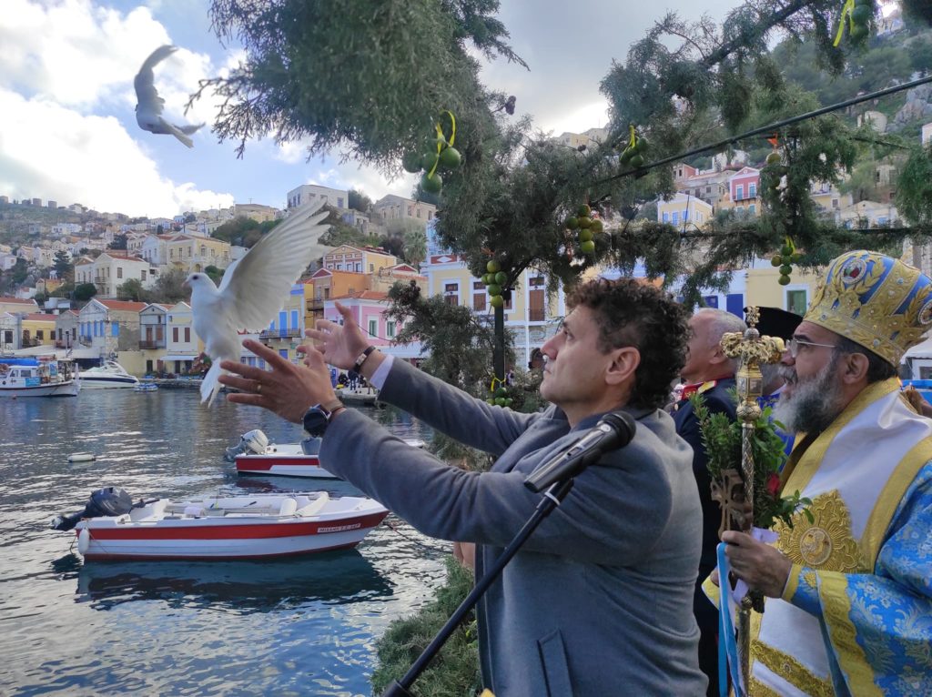 Τα Άγια Θεοφάνεια στην ακριτική Σύμη