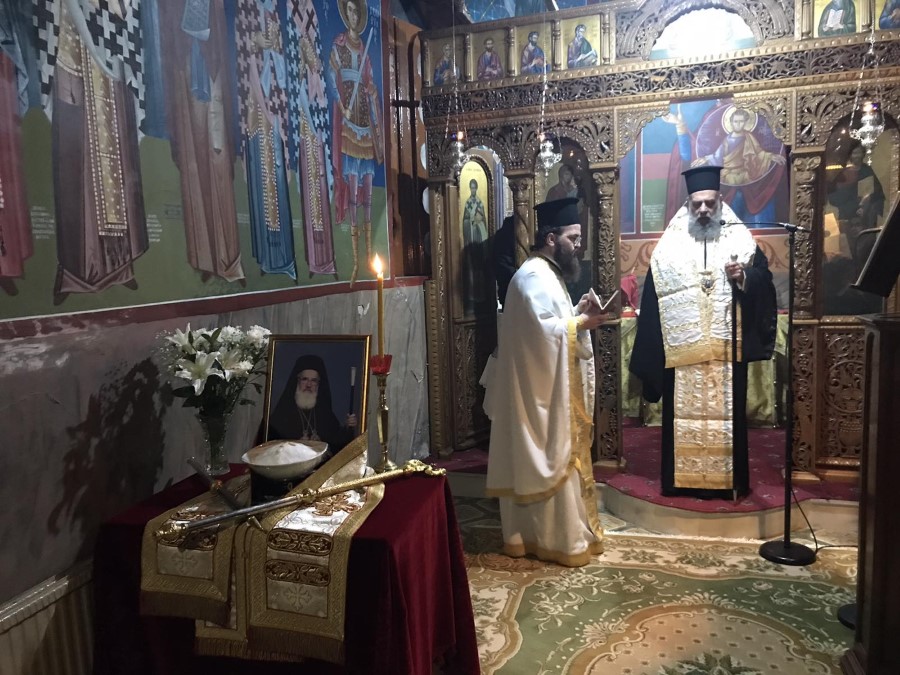 Ο Μητροπολίτης Θεσσαλιώτιδος τέλεσε μνημόσυνο για τον μακαριστό Μητροπολίτη Κύριλλο Β’