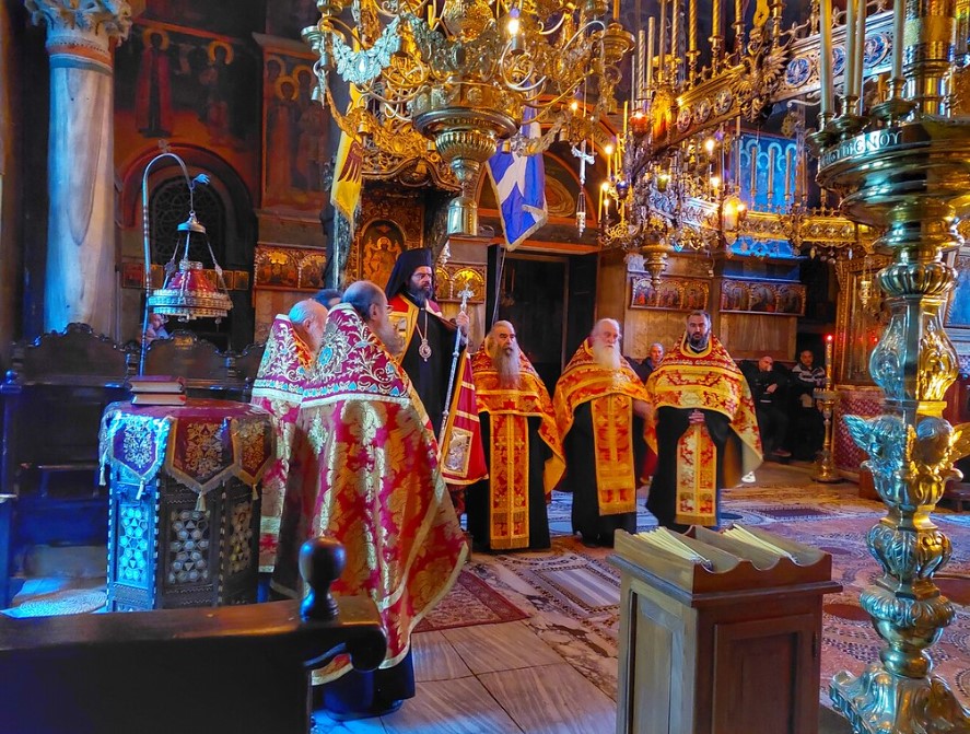 Ο Μητροπολίτης Μαρωνείας στην Ιερά Μονή Ιβήρων για την εορτής της Συνάξεως της Θεοτόκου