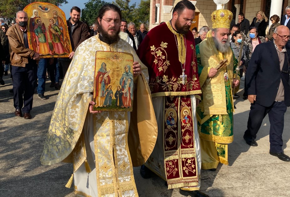 Φωτοστιγμές από την εορτή του Ιερού Ναού Αγίου Ξενοφώντος στον Μαζωτό Λάρνακας