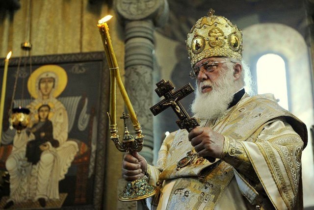 Поздравление Патриарха Кирилла Предстоятелю Грузинской Церкви с днем памяти равноапостольной Нины