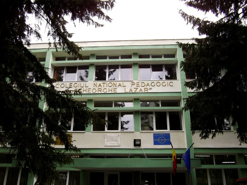 Un colegiu pedagogic din Cluj-Napoca organizează ateliere de formare pentru coordonatorii școlilor catehetice din diaspora