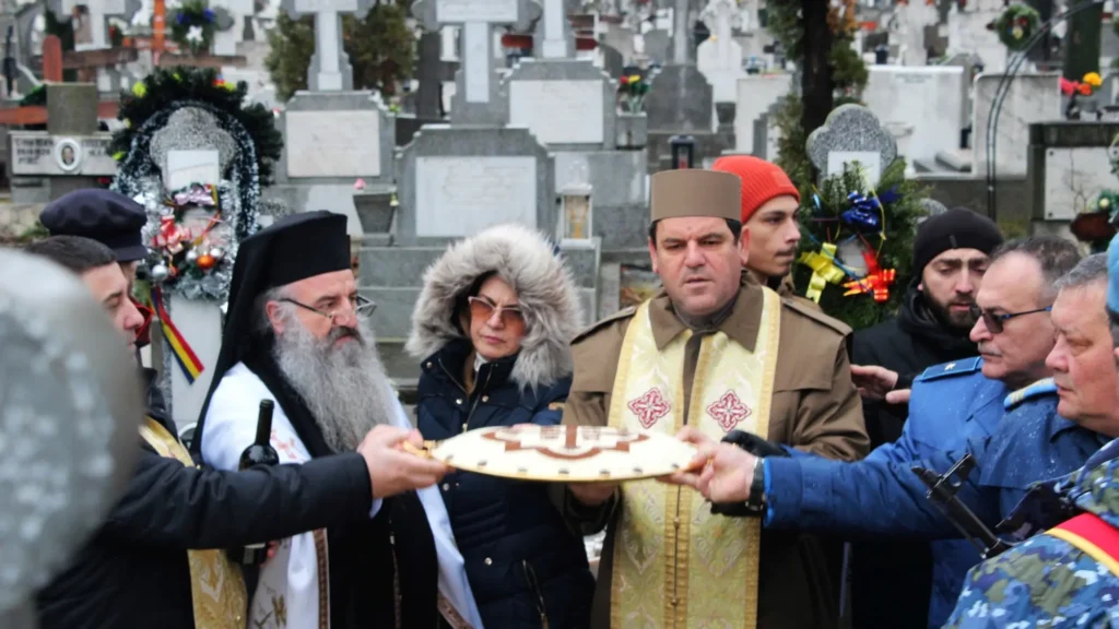 Generalul Ermil Gheorghiu, comemorat de Comandamentul Componentei Aeriene la mormântul său din București