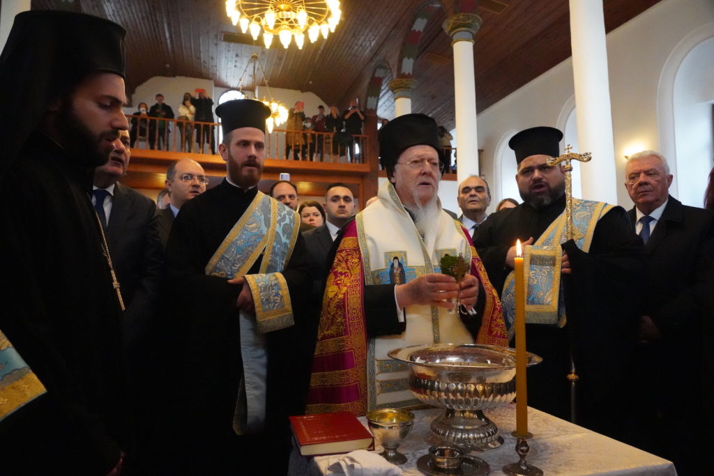 Στην Τρίγλια της Βιθυνίας και φέτος για τα Θεοφάνεια, με το Ιουλιανό ημερολόγιο, ο Οικουμενικός Πατριάρχης (ΒΙΝΤΕΟ – ΦΩΤΟ)