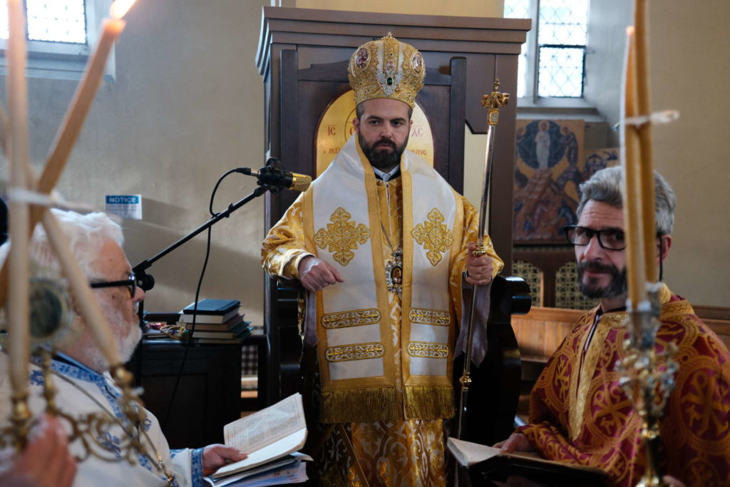 Ο Επίσκοπος Μελιτηνής σε Ελληνορθόδοξο Ιερό Ναό στο Λέστερ