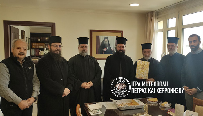 Η ευλόγηση της Βασιλόπιτας των Γραφείων της Ιεράς Μητροπόλεως Πέτρας και Χερρονήσου