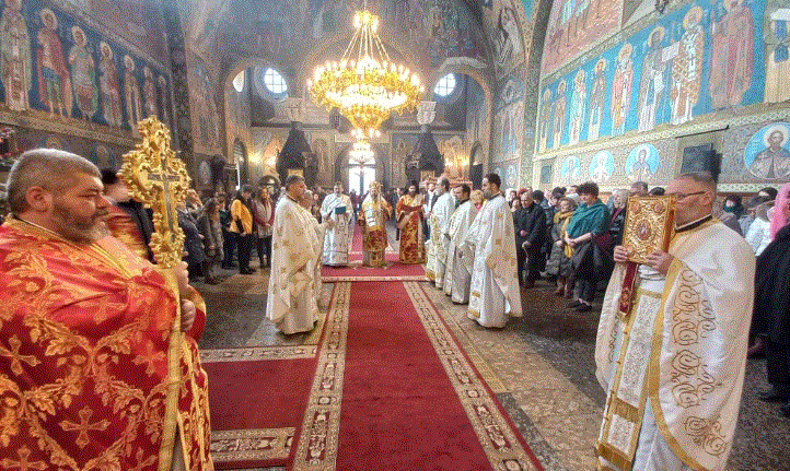 Василиева света Литургия и молебен в първия ден на новата 2023 година