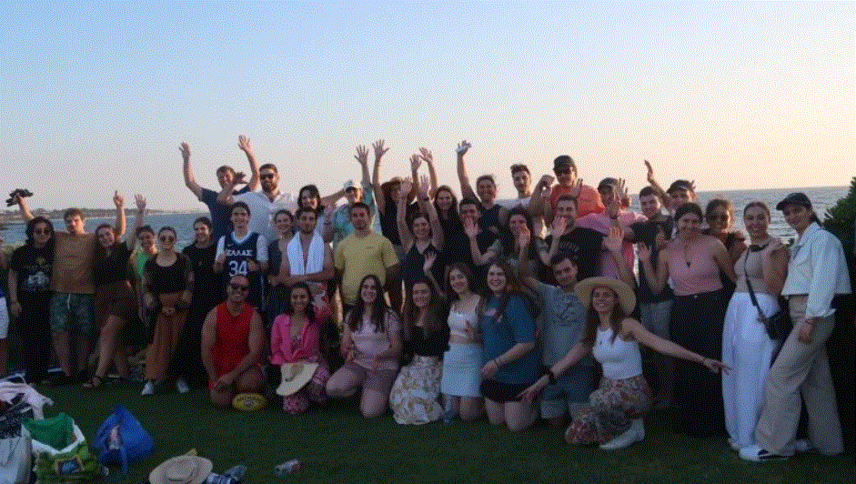 GO Youth Melbourne: Youth Social Event at Green Point, Brighton Beach