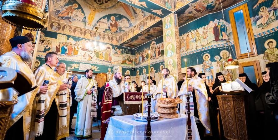 Mitropolitul Bartolomeu Anania pomenit la Mănăstirea Dragomirna în încheierea simpozionului dedicat lui