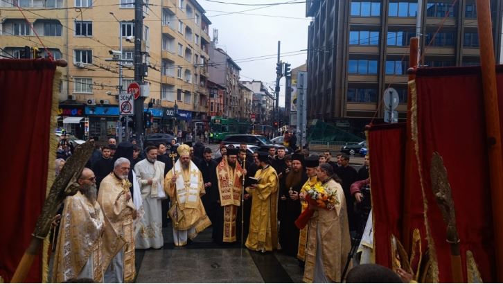 Архиерейска литургия и лития в чест на св. Евтимий Търновски