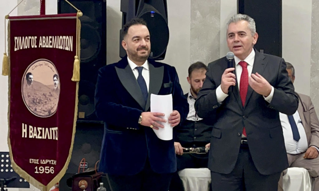 Μάξιμος Χαρακόπουλος: “Το κλαρίνο η ηχώ της βαθιάς Ελλάδας” – “Βαθιά Έλληνες οι βλάχοι”