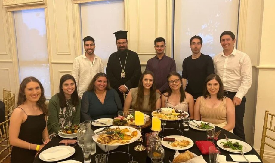 Η νεολαία της Αρχιεπισκοπικής Περιφέρειας Νόρθκοουτ διασκέδασε…αλά ελληνικά!