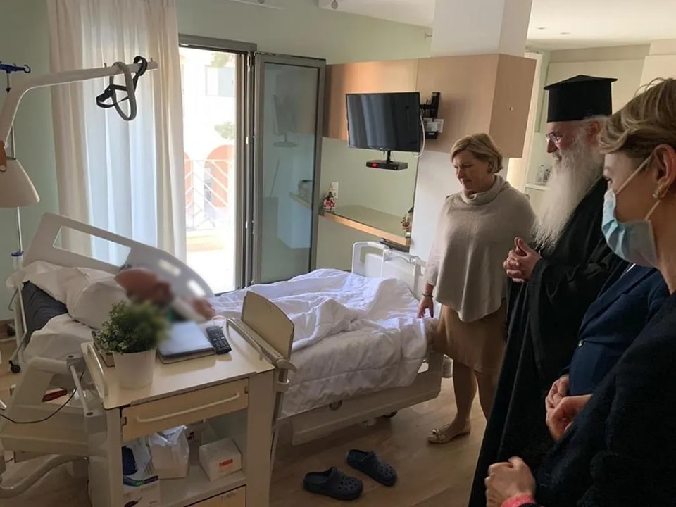 Ο Μητροπολίτης Μεσογαίας ξενάγησε τη Μίνα Γκάγκα στους χώρους της ΜΑΦ “ΓΑΛΙΛΑΙΑ”