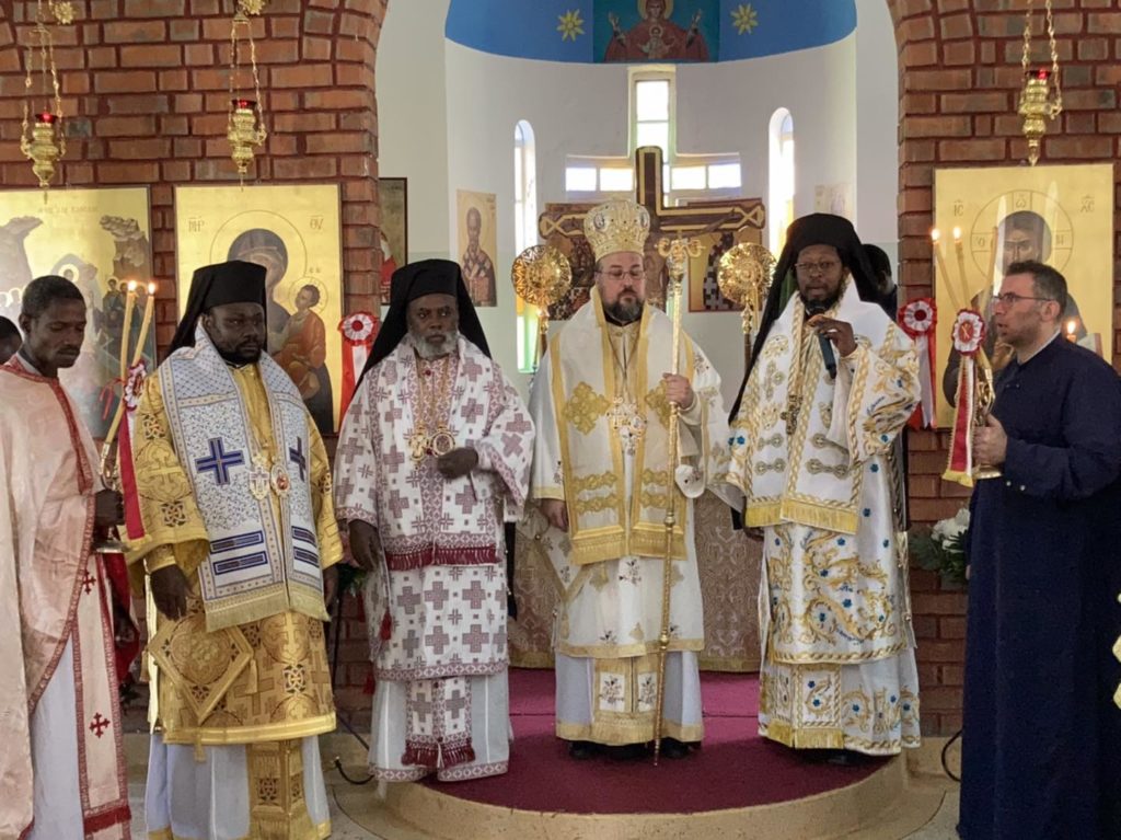 Bishop of Jinja Silvester co-officiates at Divine Liturgy in eastern Uganda