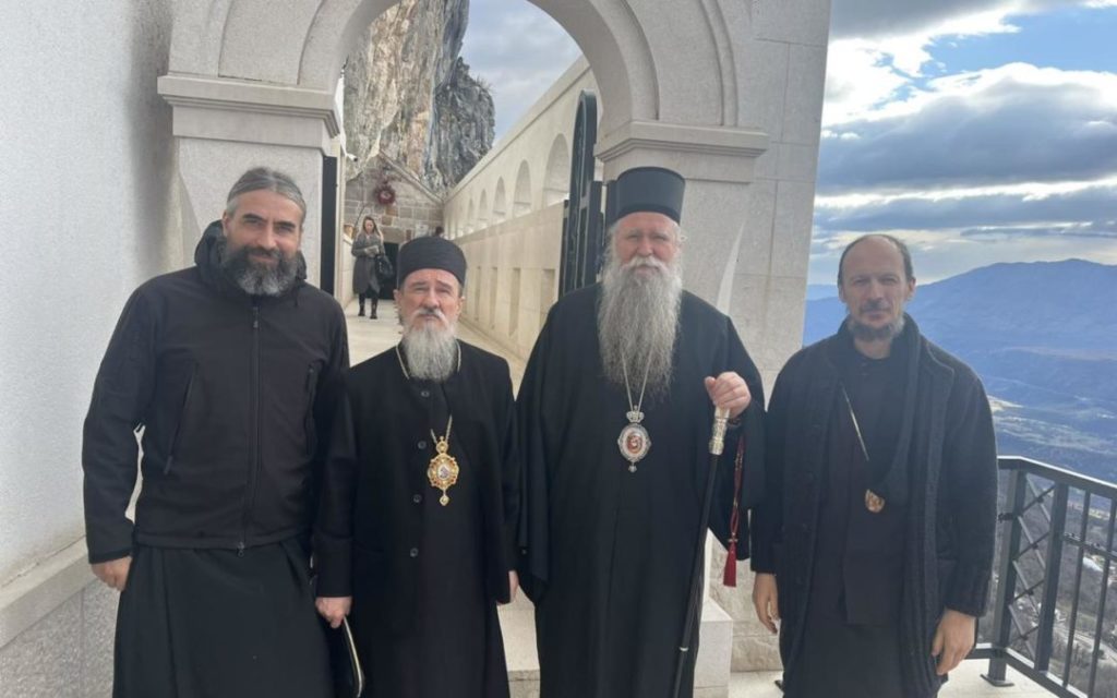 Στη Μονή Όστρογκ Επίσκοποι με δικαιοδοσία στο Μαυροβούνιο
