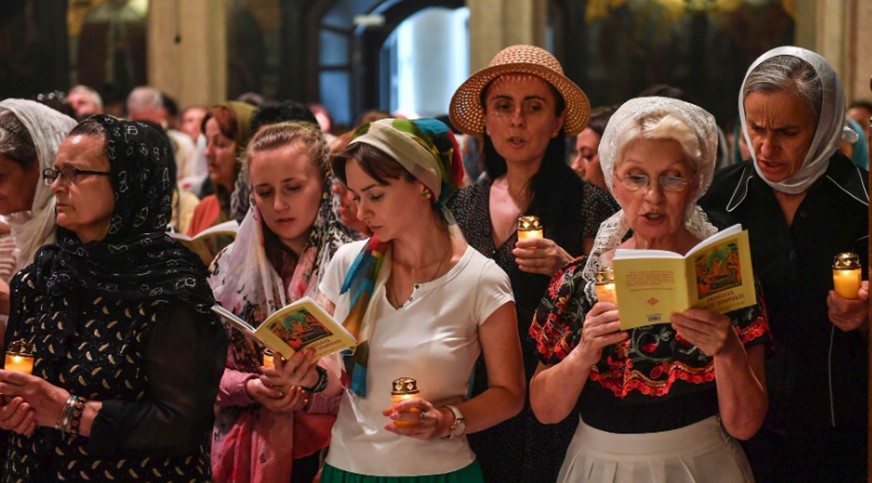 ΕΡΕΥΝΑ: Βαθιά εμπιστοσύνη στην Εκκλησία έχουν οι Ρουμάνοι  – Δεν θα ψήφιζαν ποτέ άθεο πολιτικό