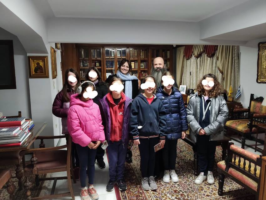 Μαθητές ενισχύουν το Γενικό Φιλόπτωχο Ταμείο της Ιεράς Μητροπόλεως Κορίνθου