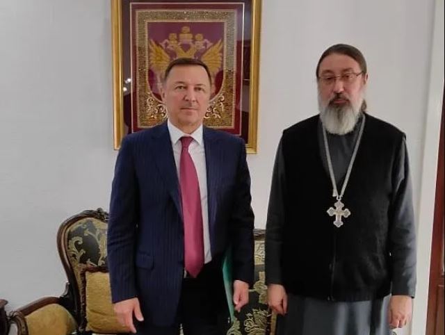 Συνάντηση εκπροσώπου του Πατριάρχη Μόσχας με τον Ρώσο Πρέσβη στη Συρία