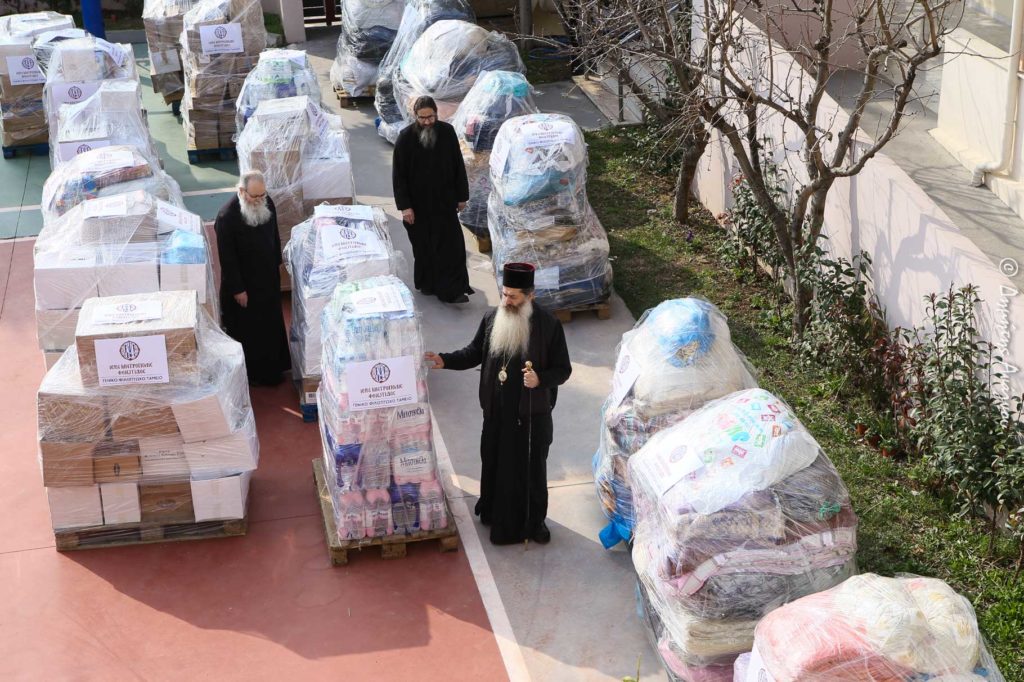 25 τόνοι βοήθειας σε Τουρκία και Σύρια από τη Μητρόπολη Φθιώτιδος