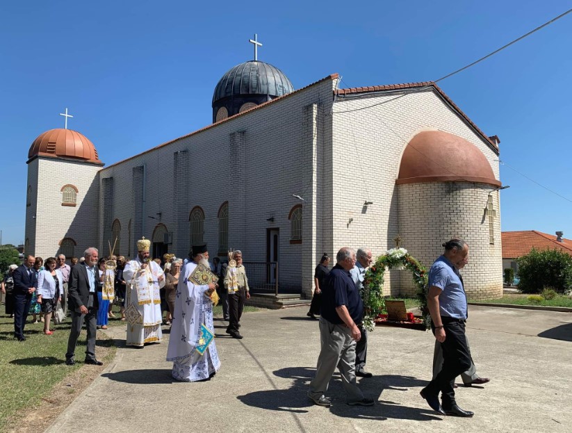 Η εορτή του Αγίου Χαραλάμπους στο Κουινμπέγιαν, ιερουργούντος του Επισκόπου Χαριουπόλεως