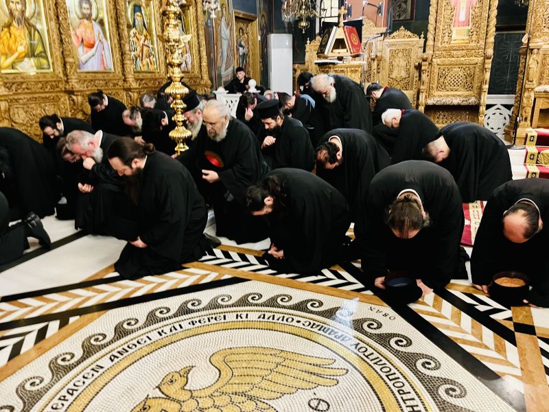 Πλήθος πιστών στον Α΄ Κατανυκτικό Εσπερινό στη Δράμα