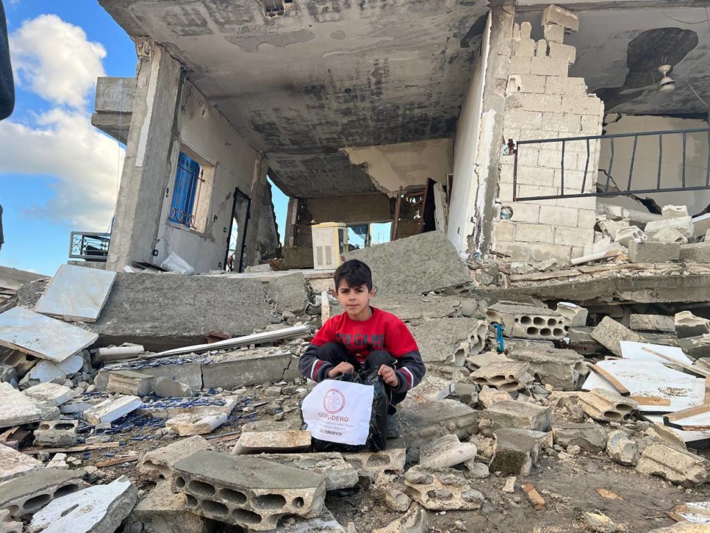 Νέο κύμα συμπαράστασης από Ελλάδα και Ορθόδοξες Εκκλησίες στους σεισμοπαθείς Τουρκίας και Συρίας