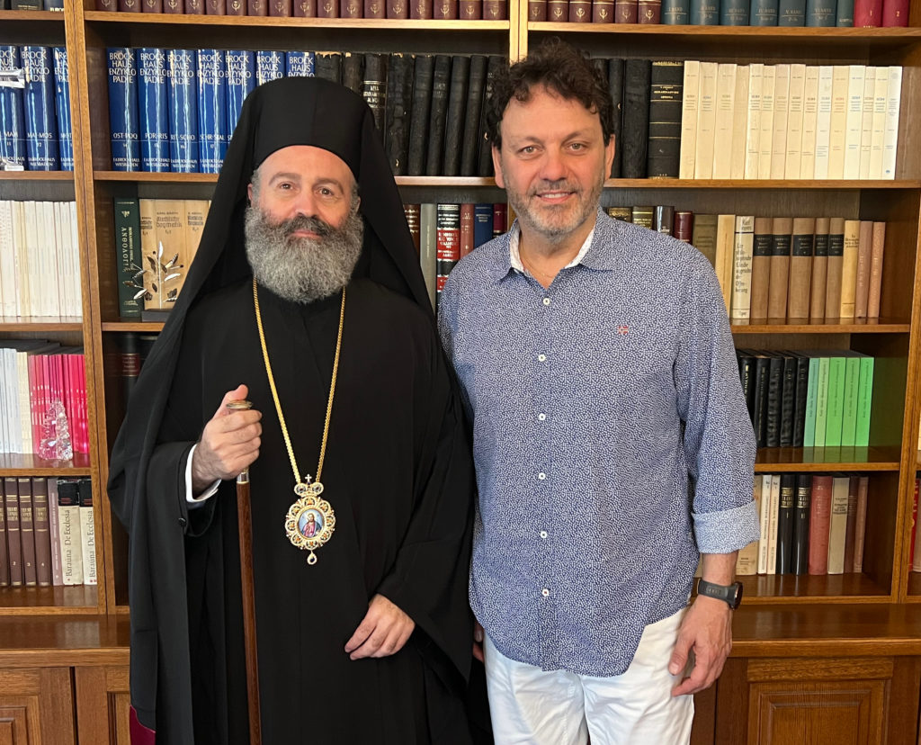 Επίσκεψη του τραγουδιστή Στάθη Αγγελόπουλου στον Αρχιεπίσκοπο Αυστραλίας