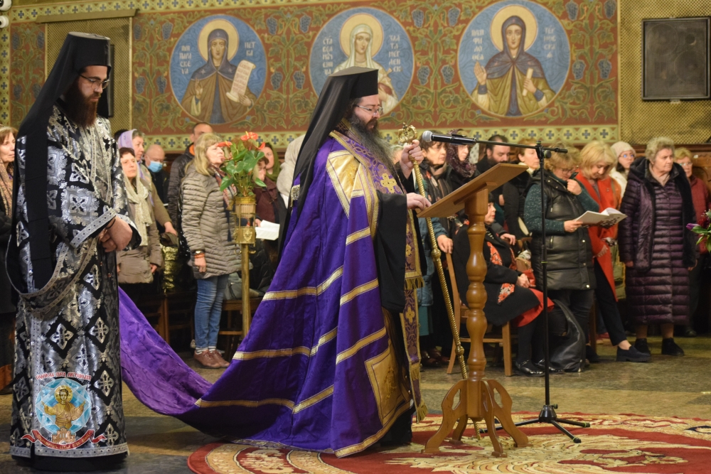 Започна съборното четене на Покайния канон на св. Андрей Критски