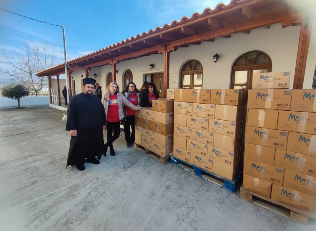Διανομή τροφίμων σε άπορες οικογένειες της ακριτικής Κομοτηνής