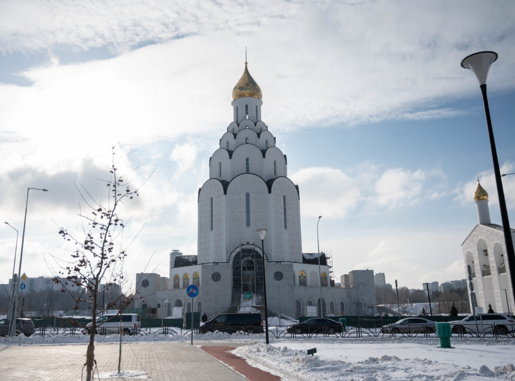 К КОНЦУ ГОДА НА СЕВЕРО-ЗАПАДЕ МОСКВЫ ПЛАНИРУЕТСЯ ВВЕСТИ В ЭКСПЛУАТАЦИЮ ДВА ХРАМОВЫХ КОМПЛЕКСА