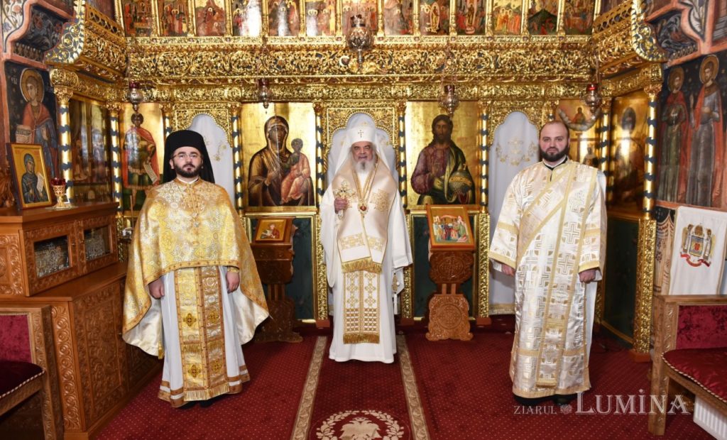 Bătrânii Simeon şi Ana, icoane ale vieţii evlavioase şi dascăli ai primirii lui Hristos