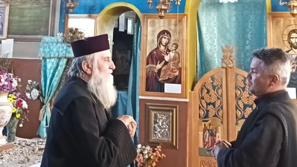 Mitropolitul Olteniei a vizitat bisericile gorjene afectate de cutremur, inclusiv cea mai veche mănăstire din zonă