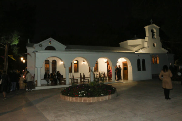 Πανηγυρίζει η ενορία Αγίας Φιλοθέης της Ιεράς Αρχιεπισκοπής Αθηνών