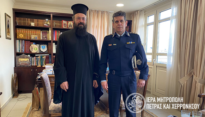 Εθιμοτυπική επίσκεψη του νέου Αστυνομικού Διευθυντή στον Μητροπολίτη Πέτρας