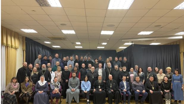 На Рождественских чтениях обсудили церковную помощь зависимым людям