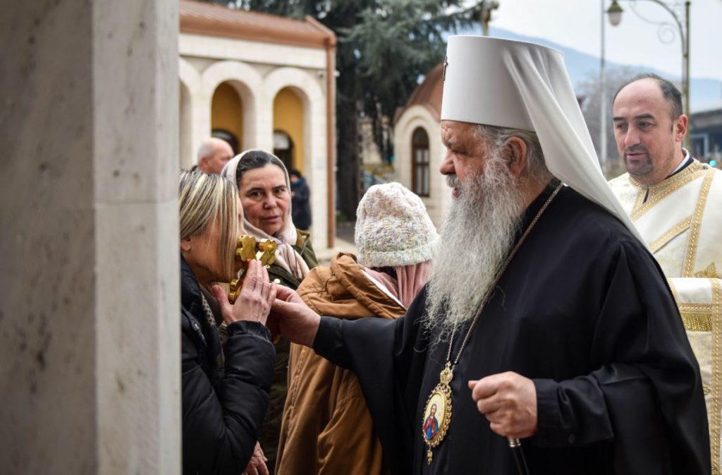 Σκόπια: Θεματοφύλακας της “Μακεδονικής Εκκλησίας” δηλώνει η Ιερά Σύνοδος