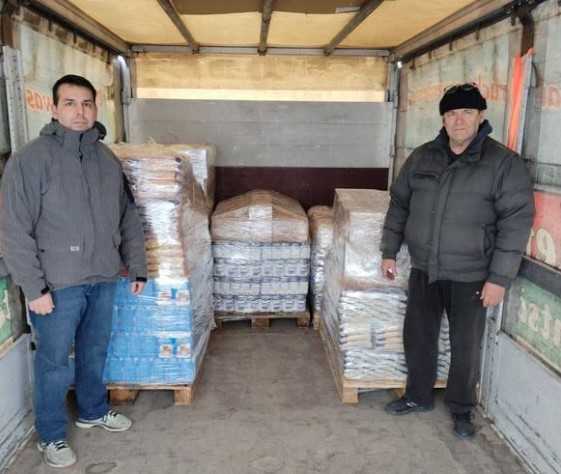 Πρώτη αποστολή 4 τόνων τροφίμων από την Ιερά Μητρόπολη Δημητριάδος προς τους σεισμόπληκτους