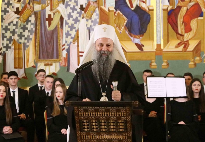 Patriarch of Serbia Porfirije bestows scholarships to several University of Belgrade seniors